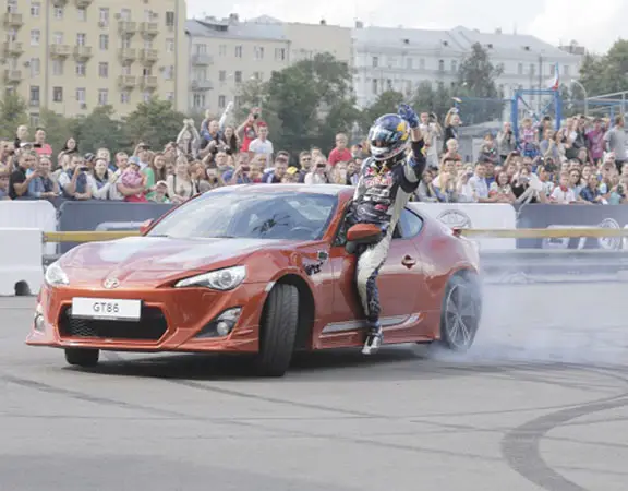 «Toyota&nbsp;GT86-шоу» — заряд адреналина и яркие эмоции