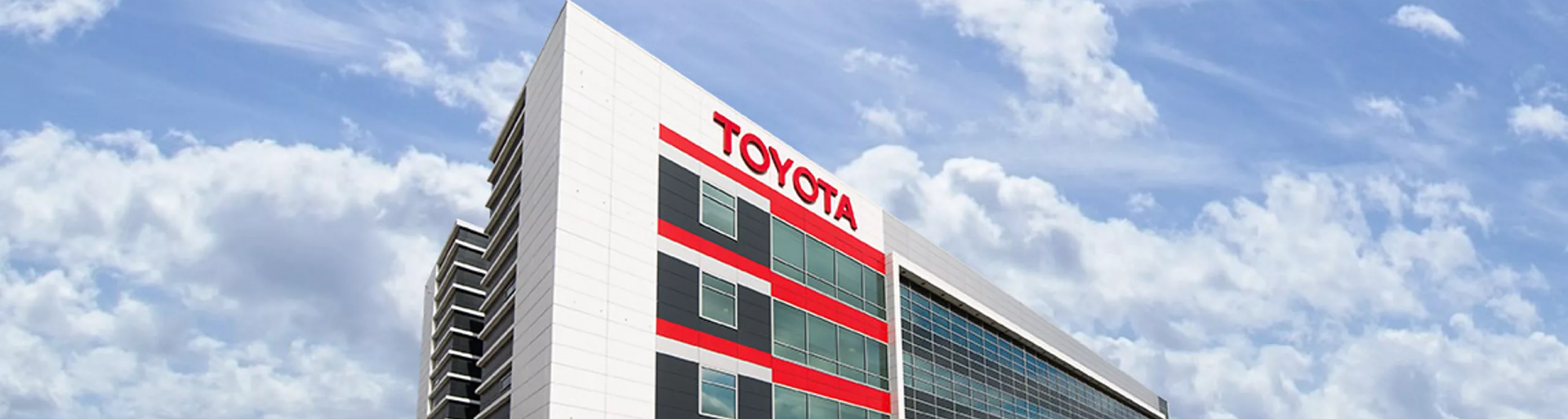 Изображение на странице TOYOTA ПОДВЕЛА ИТОГИ ПРОДАЖ В РОССИИ ЗА 2021 ГОД Тойота Major